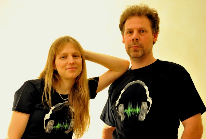 DJ COUPLE (Martin & Lenka)